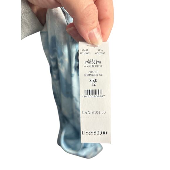 NWT WHBM Breathless Glass Blouse Ruffle
Pleated Waist V-Neck Size 12 - Picture 6 of 6